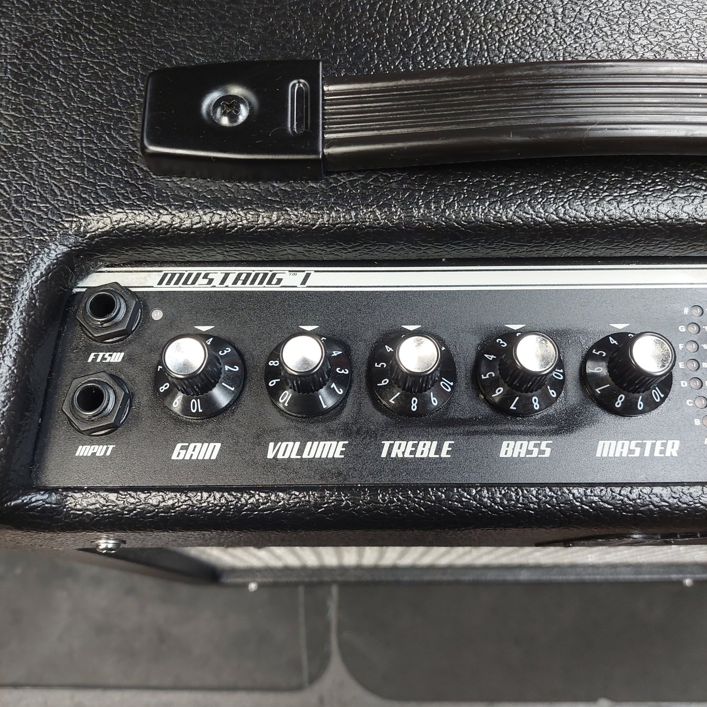 2014 Fender Mustang 1 (V.2) 20 Watt 120V 1x8" Modeling Guitar Combo Amplifier SN# CGPB14010701
