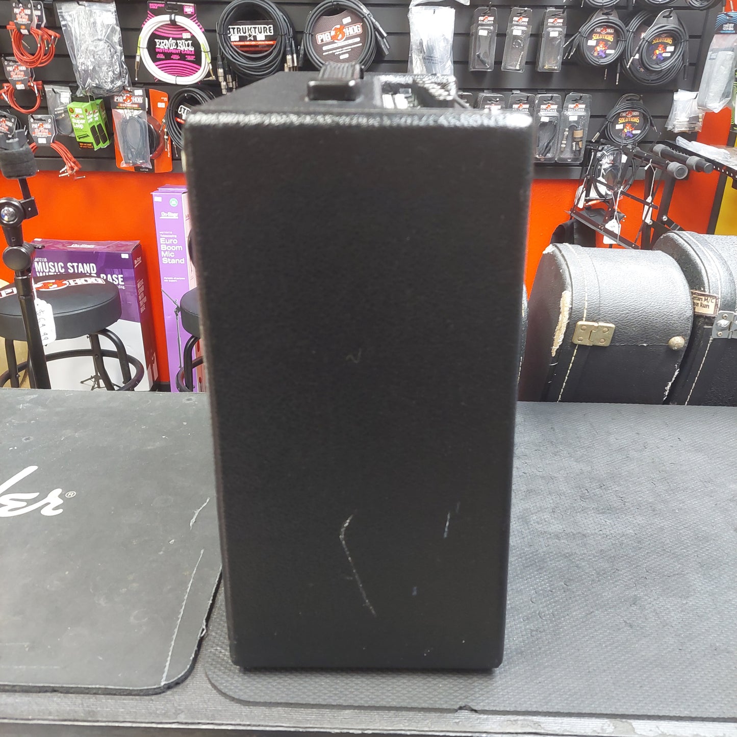 2014 Fender Mustang 1 (V.2) 20 Watt 120V 1x8" Modeling Guitar Combo Amplifier SN# CGPB14010701