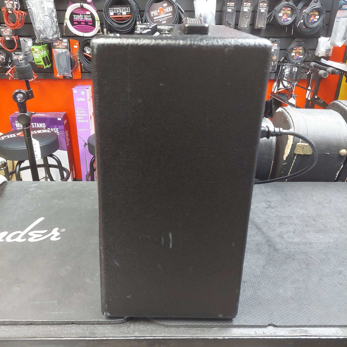 2014 Fender Mustang 1 (V.2) 20 Watt 120V 1x8" Modeling Guitar Combo Amplifier SN# CGPB14010701