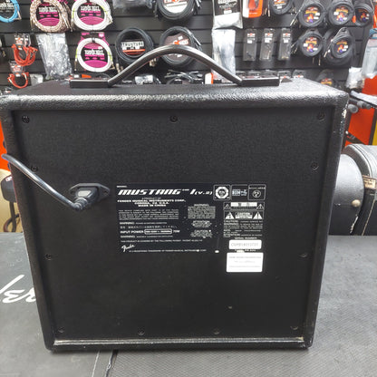 2014 Fender Mustang 1 (V.2) 20 Watt 120V 1x8" Modeling Guitar Combo Amplifier SN# CGPB14010701