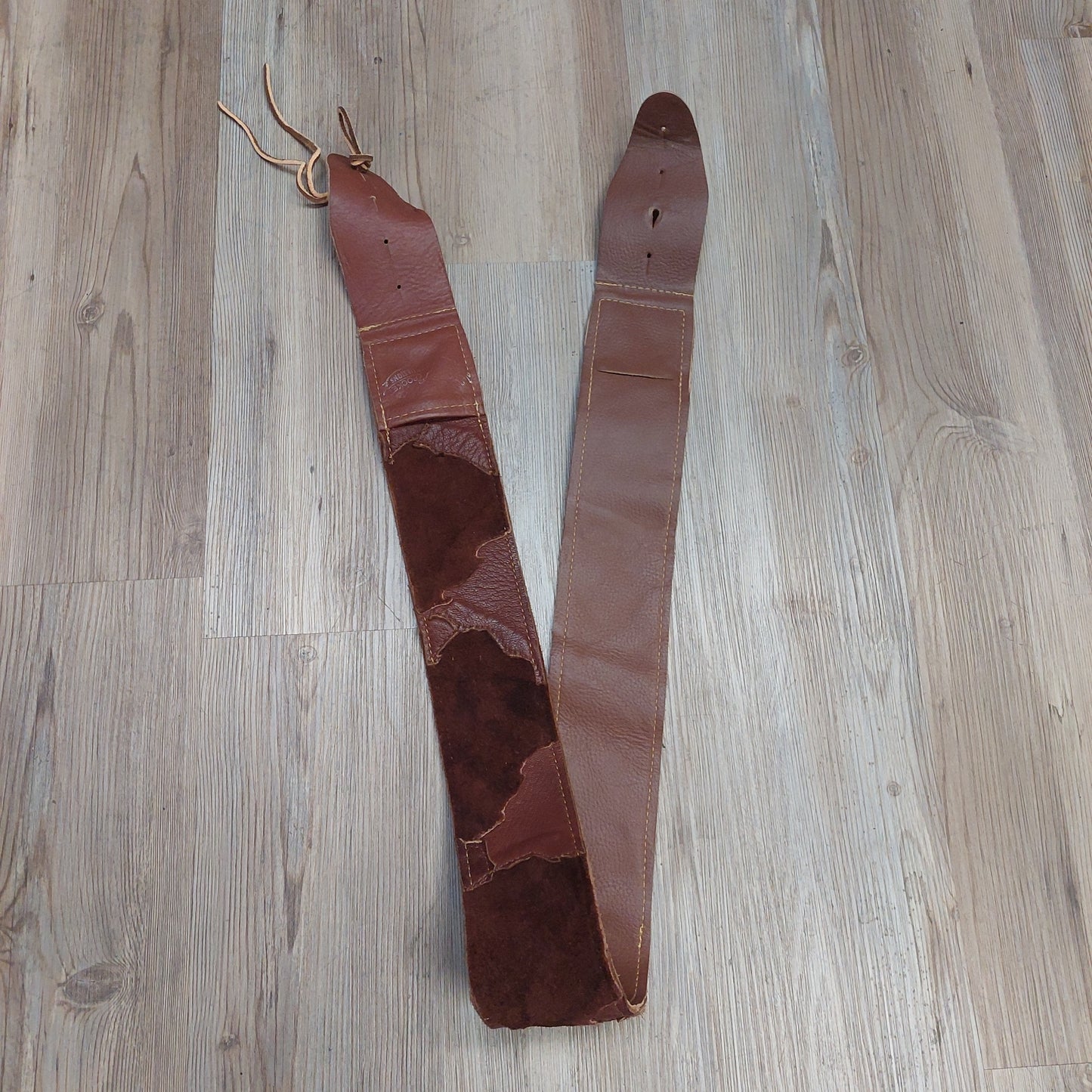 Leather Guitar Strap w/ Pockets 3" Wide  - Brown