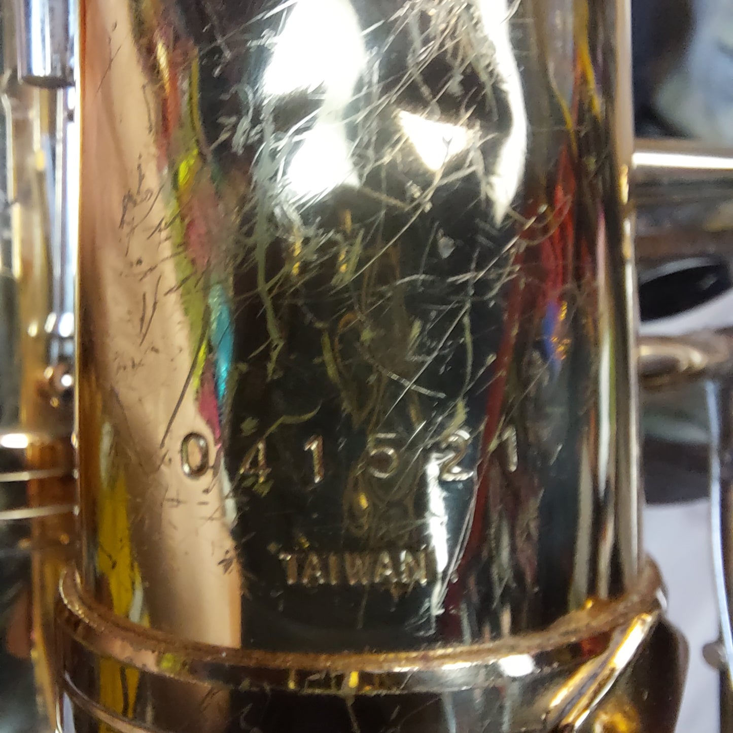 Vito Alto Saxophone - Lacquer w/ Hard Case SN# 041521 (USED) "Made In Taiwan"
