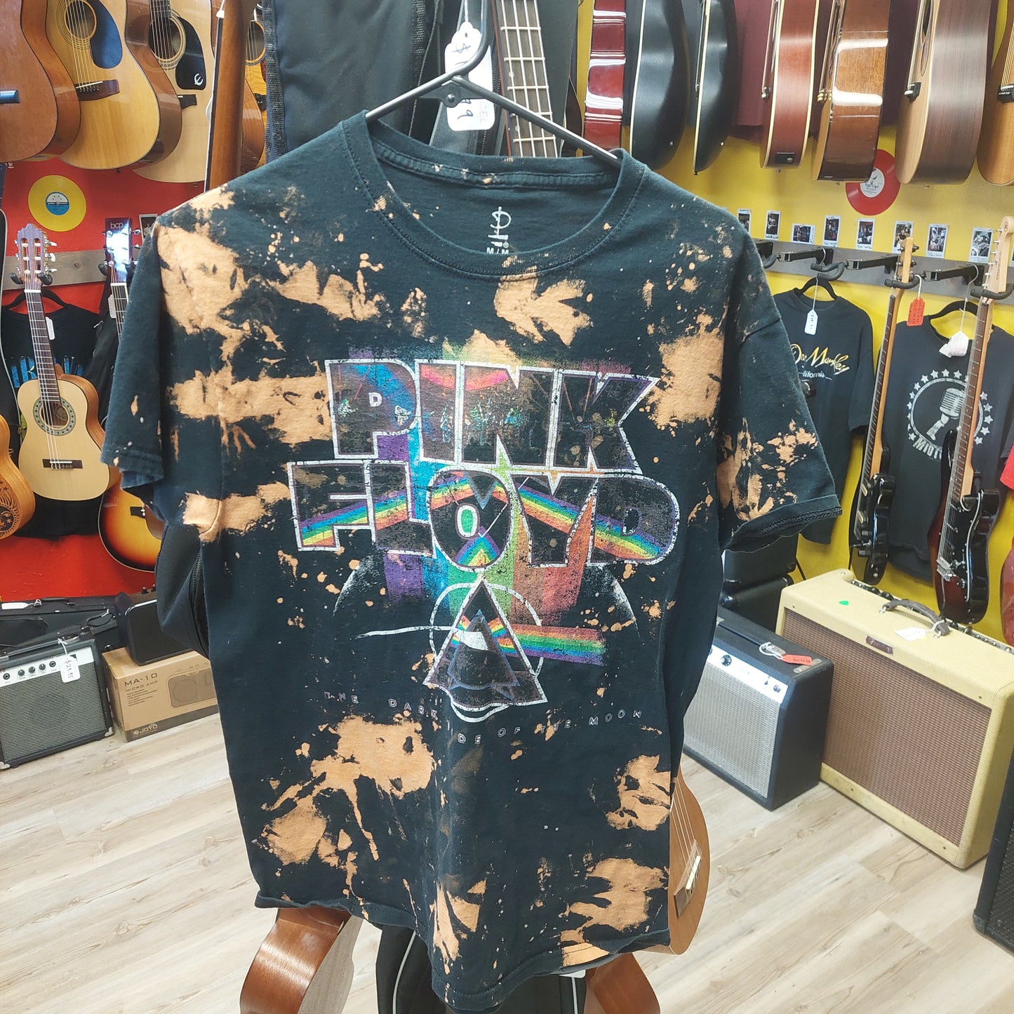 Pink Floyd Bleach Splatter Dark Side of The Moon T Shirt - Medium