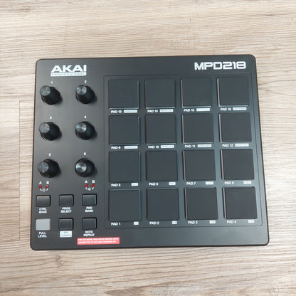 AKAI MPD218 Midi Pad Controller - Black & Red w/ original box, Manual & USB Cable SN# 694318016930 (USED)