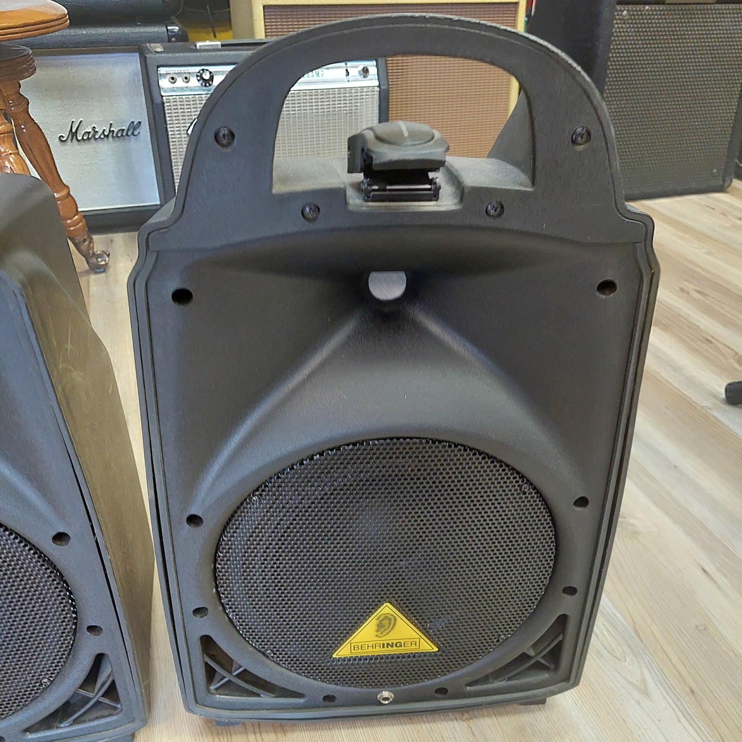 Behringer Europort EPA300 Portable PA System w/ Speaker Cables & Power Cable (USED)