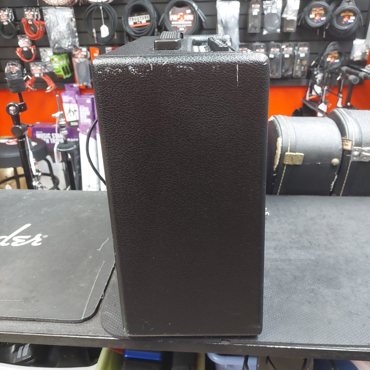 2019 Fender Mustang 1 (V.2) 20 Watt 120V 1x8" Modeling Guitar Combo Amplifier SN# CGPK19000441