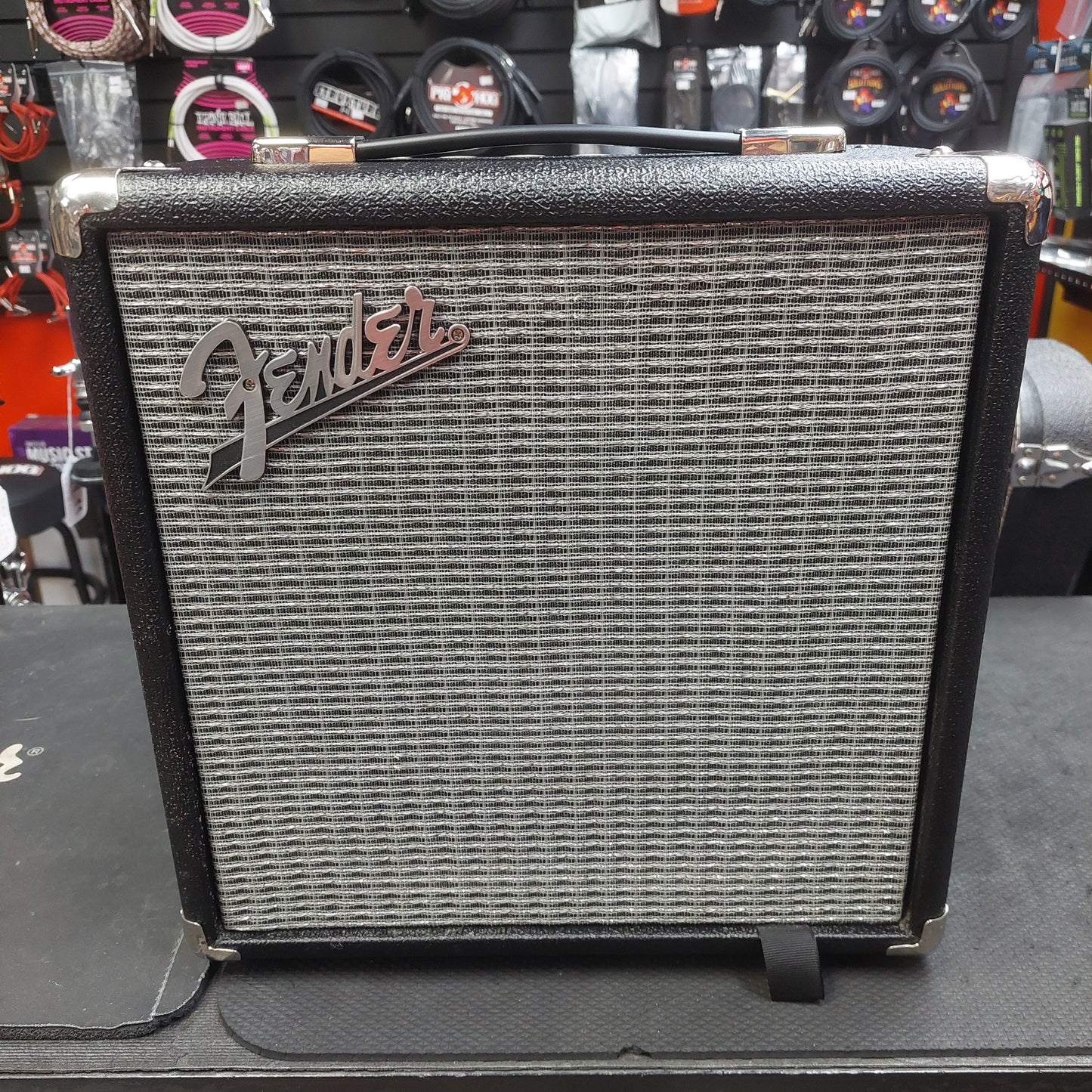 2020 Fender Rumble 15 (V3) Bass Amplifier 15 Watts, 120V SN# ICTA20014204