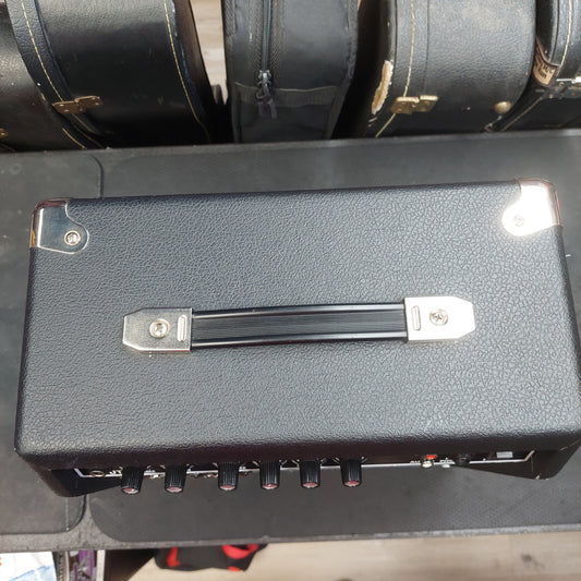 2000's Fender Frontman 15G Series II 2-Channel 15-Watt 1x8" Guitar Amplifier SN#ICTI100005625