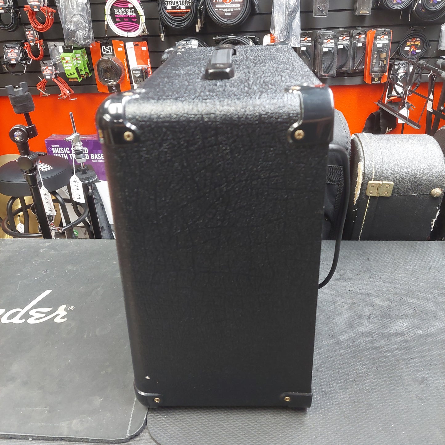 2000's Marshall MG15DFX 15 WATT Guitar Amplifier (USED) "Sold As Is" Has Broken Know & Effects Don't Work