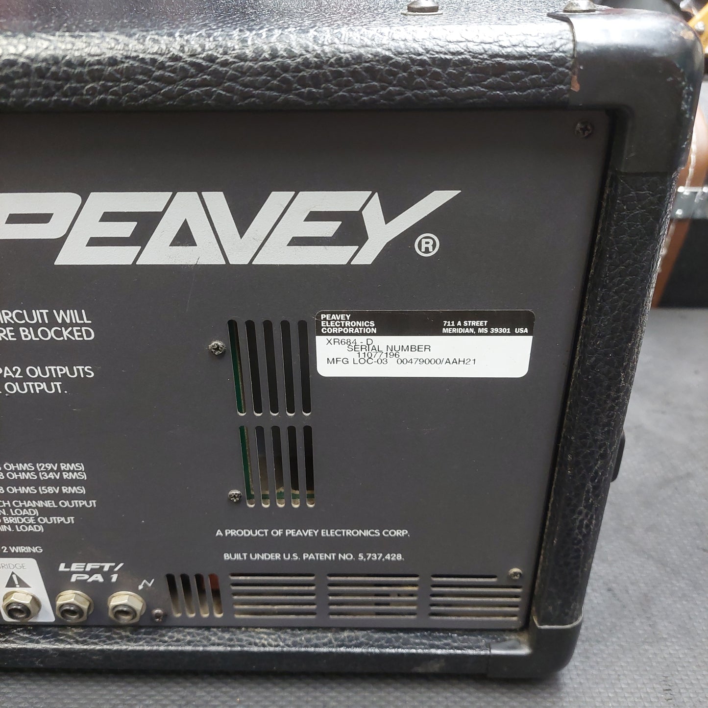 2000's Peavey XR684 Stereo Powered Mixer 2x200 Watts w/ Power Cable SN# 11077196 "Made In USA"