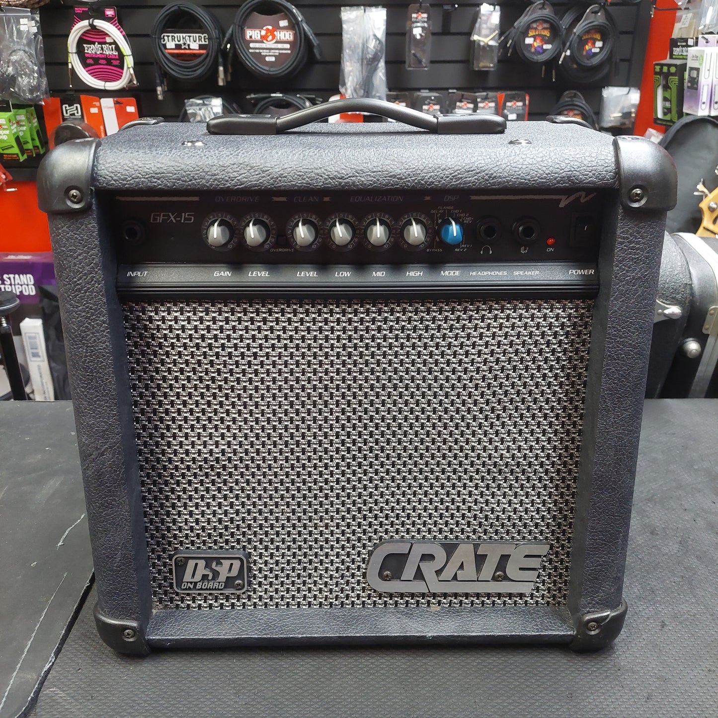 Crate GFX15 15 Watt Guitar Amplifier (USED) SN# 21BHVDN40336