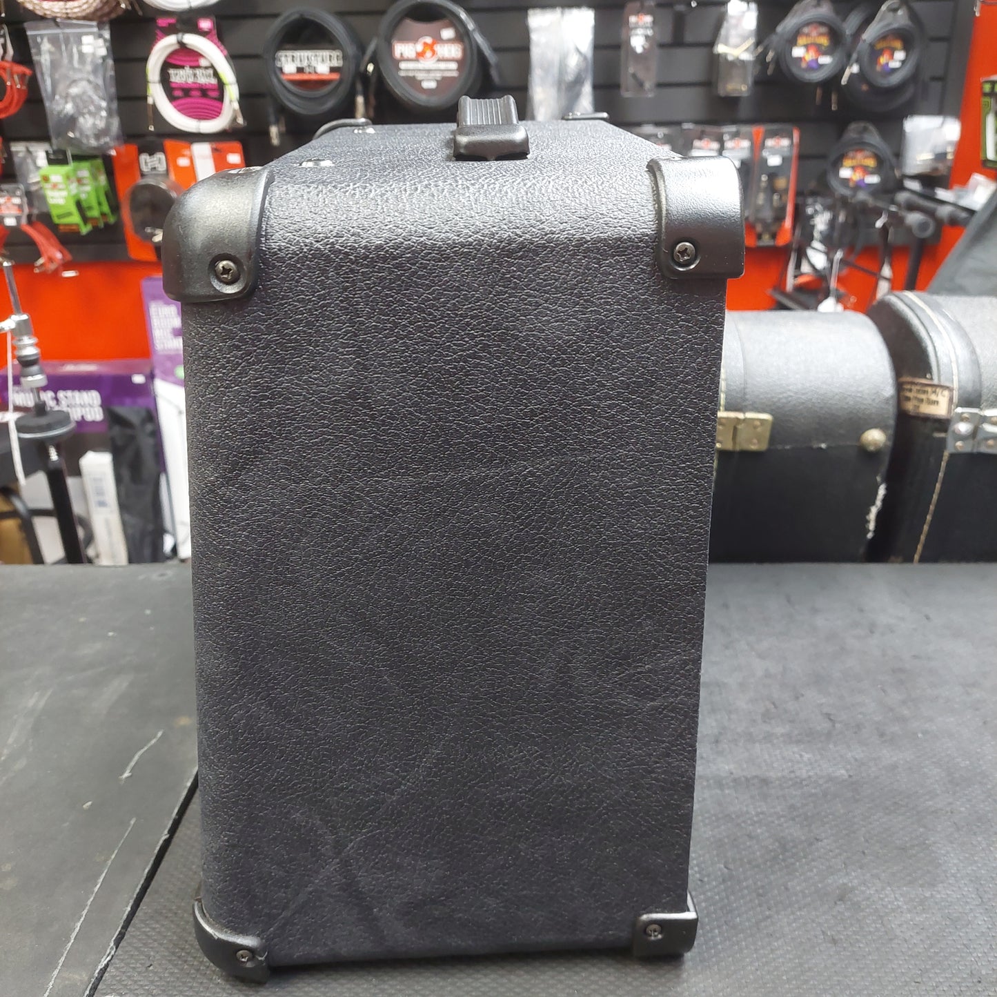 Crate GFX15 15 Watt Guitar Amplifier (USED) SN# 21BHVDN40336