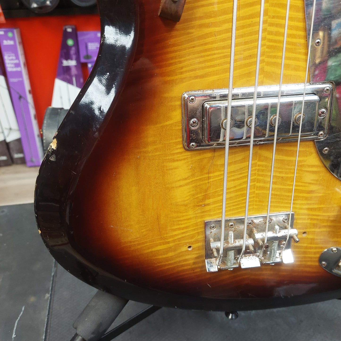 1960's Avalon "The Shaggs" AV-1B 4-String Bass Guitar - Tiger Maple Sunburst "Made In Japan"