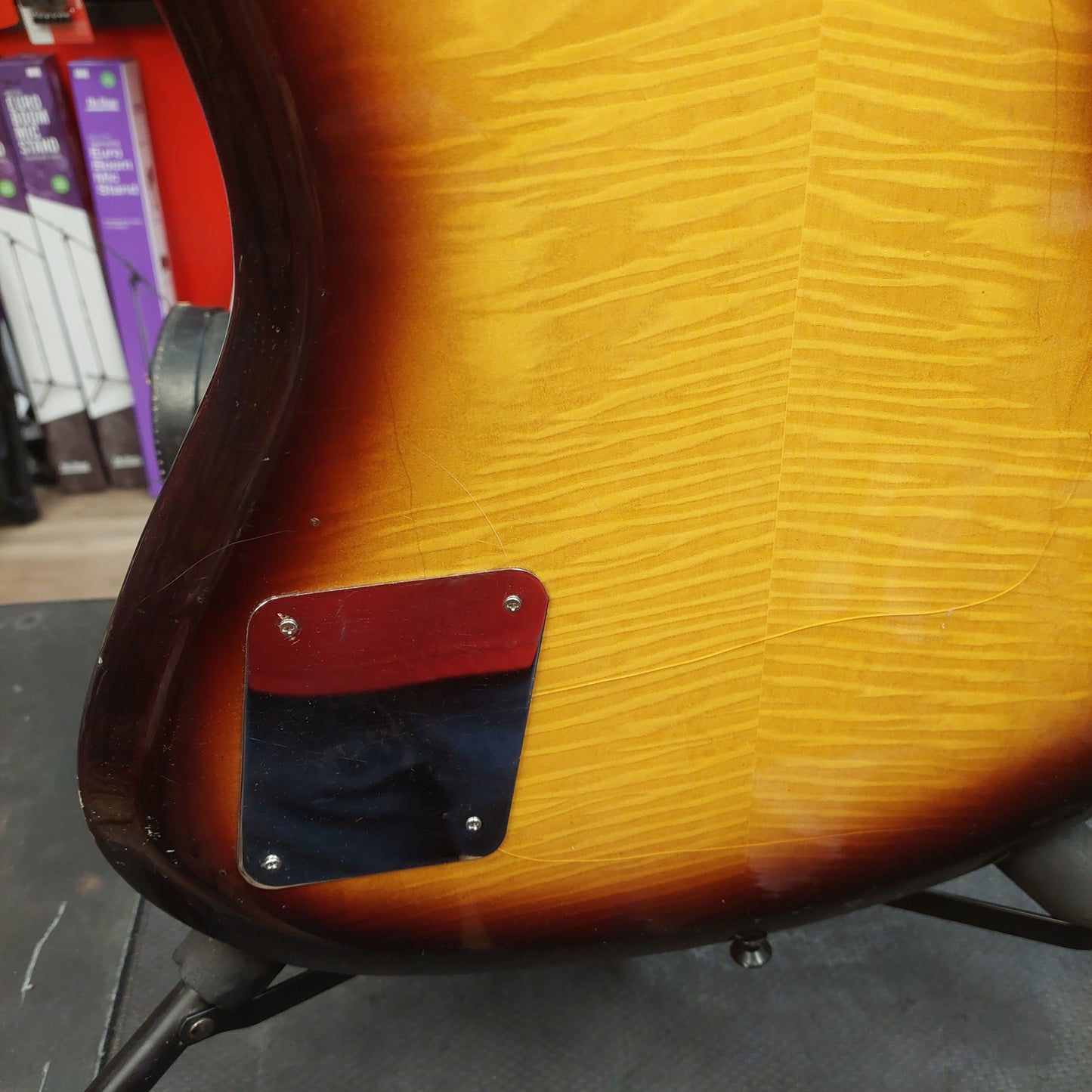 1960's Avalon "The Shaggs" AV-1B 4-String Bass Guitar - Tiger Maple Sunburst "Made In Japan"