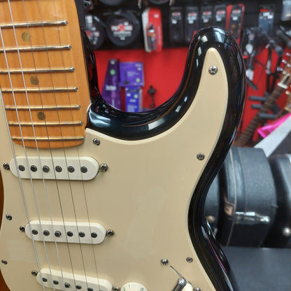 2006 Fender Stratocaster American Deluxe V Neck - 60th Anniversary - Sunburst  SN# DZ5156929 "Made In USA"