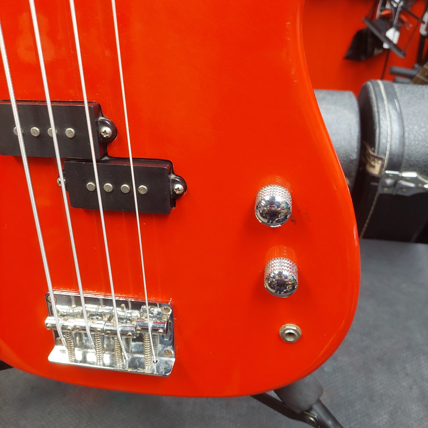 Cruise Created For VMI 4-String Bass - Red (USED)