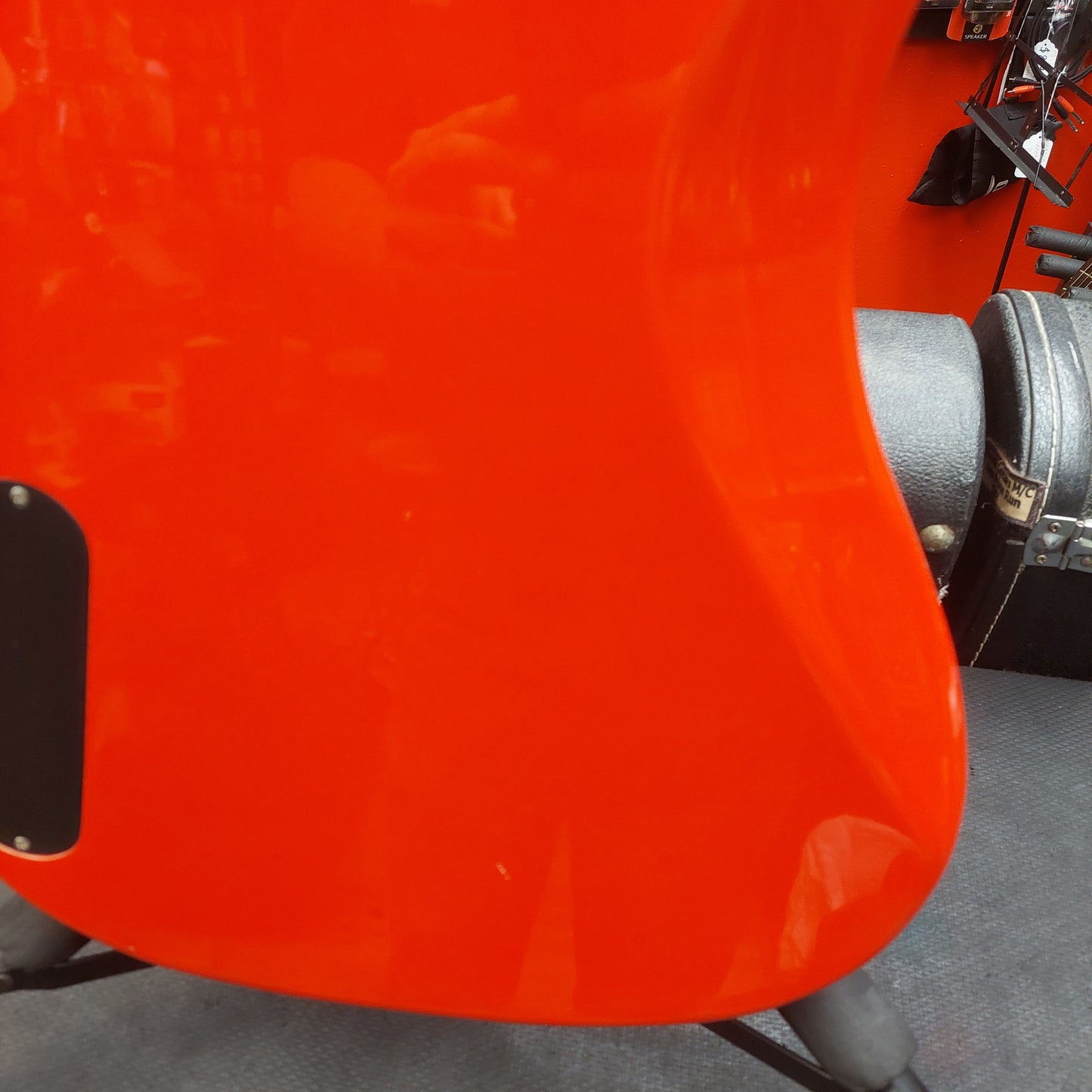 Cruise Created For VMI 4-String Bass - Red (USED)