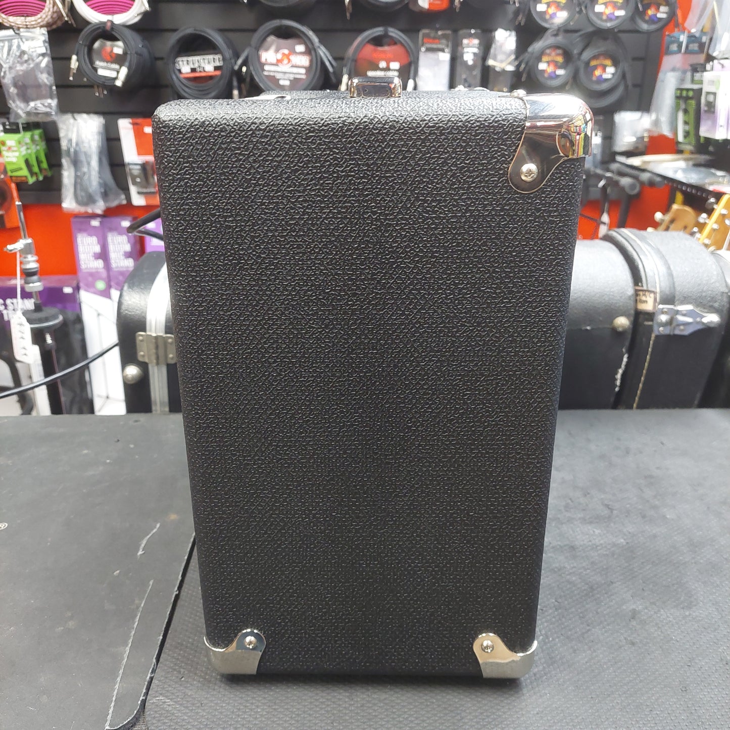 2019 Fender Rumble 15 Bass Amplifier 15 Watts, 1x8" Speaker SN# ICTC19508561