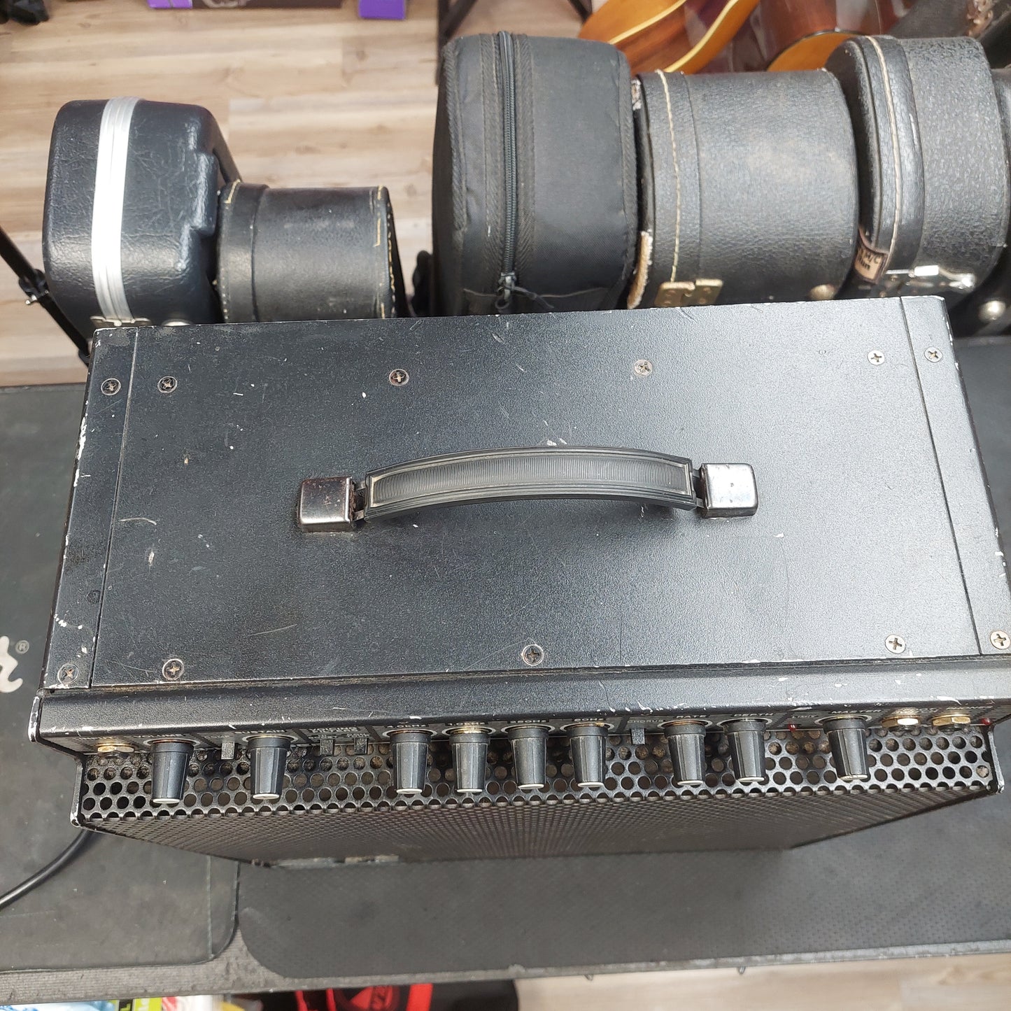1980's Gallien-Krueger 200MB Series 1 Bass Combo Amplifier 100 Watts, 1x10" Speaker SN# 91237 "Sold As Is" Has Low Hum "Made In USA"