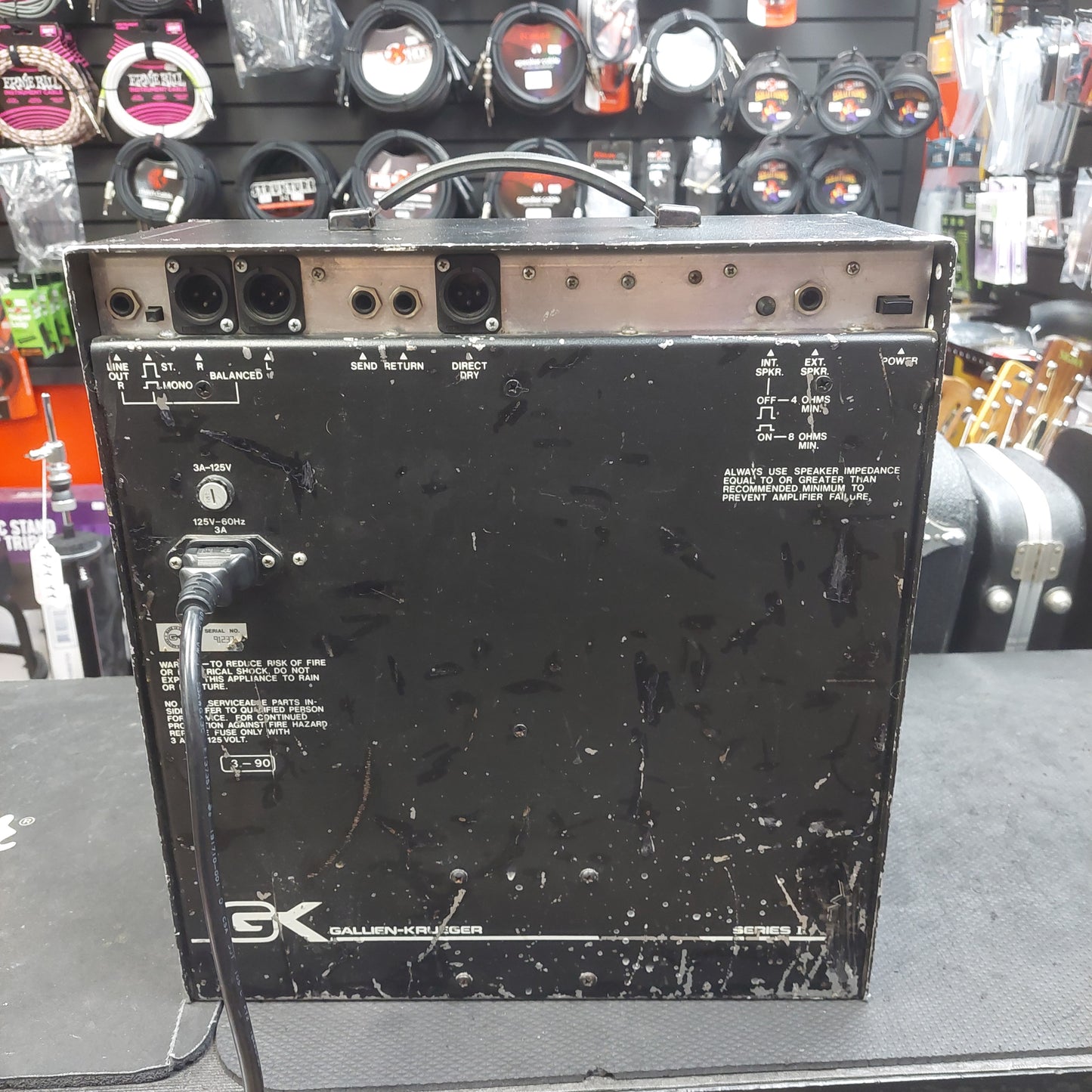 1980's Gallien-Krueger 200MB Series 1 Bass Combo Amplifier 100 Watts, 1x10" Speaker SN# 91237 "Sold As Is" Has Low Hum "Made In USA"