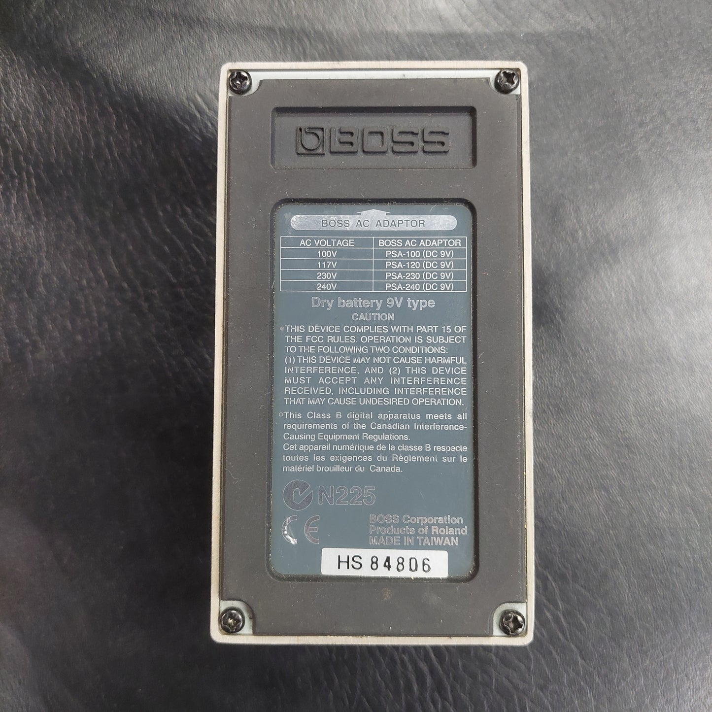 BOSS TU-2 CHROMATIC TUNER EFFECTS PEDAL (USED) SN# HS 84806 "Made In Taiwan"