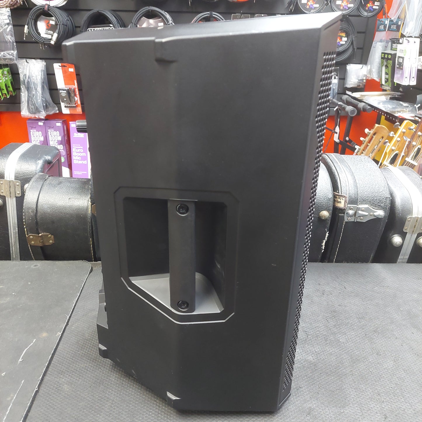 HeadRush FRFR-108 2000W Full-Range Flat Response 1x8" Powered Cabinet w/ Power Cable (USED) SN#(21)A4250626193081