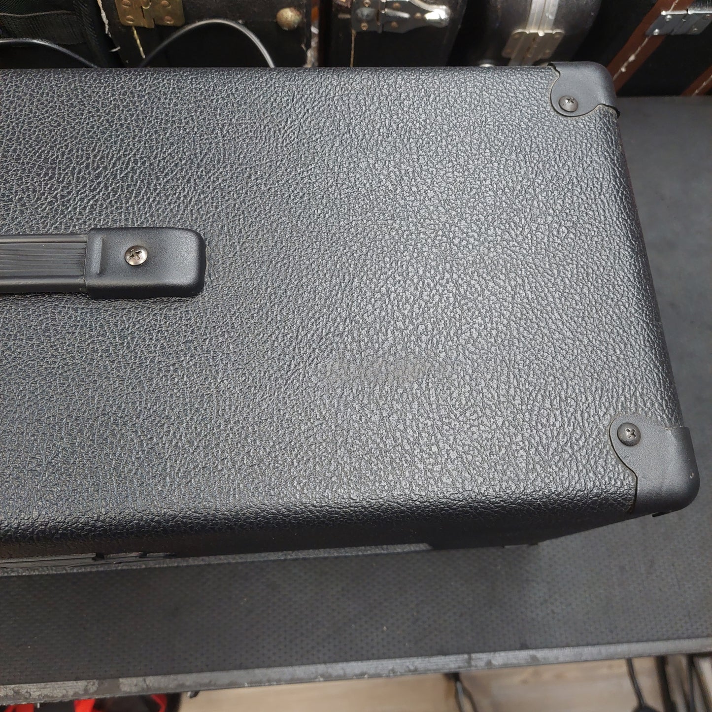 2000's Line 6 Flextone II HD 100 Watt Stereo Digital Modeling Guitar Amp Head (USED) SN# (21)FH21A5203000530 "Made In USA"