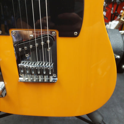 2018 Squier Affinity Series Telecaster Left-Handed, Maple Fingerboard - Butterscotch Blonde SN# ICS18305348