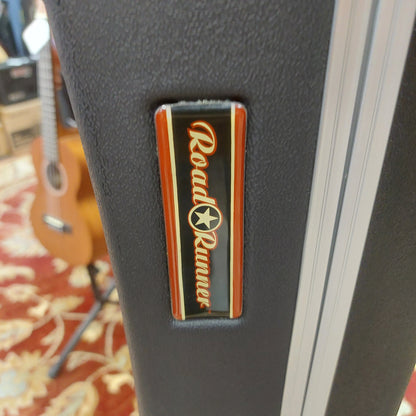 Road Runner Acoustic Guitar Hard Case - Black w/ Keys (USED)