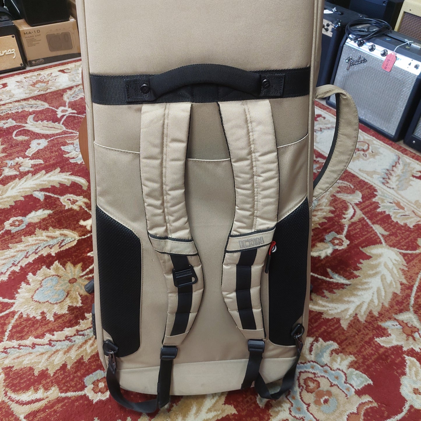 Gator Icon Series Bass Gig Bag - Khaki w/ Weather Resistant Cover (USED)