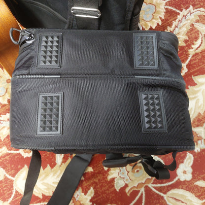 Line 6 Helix Backpack with Padded Handles - Black (USED)