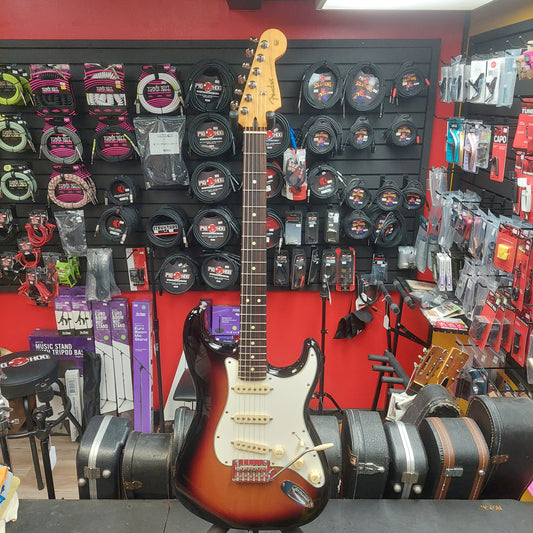 2025 Fender Player II Stratocaster, Rosewood Fingerboard, 3-Color Sunburst SN# MX25140501 "Made In Mexico