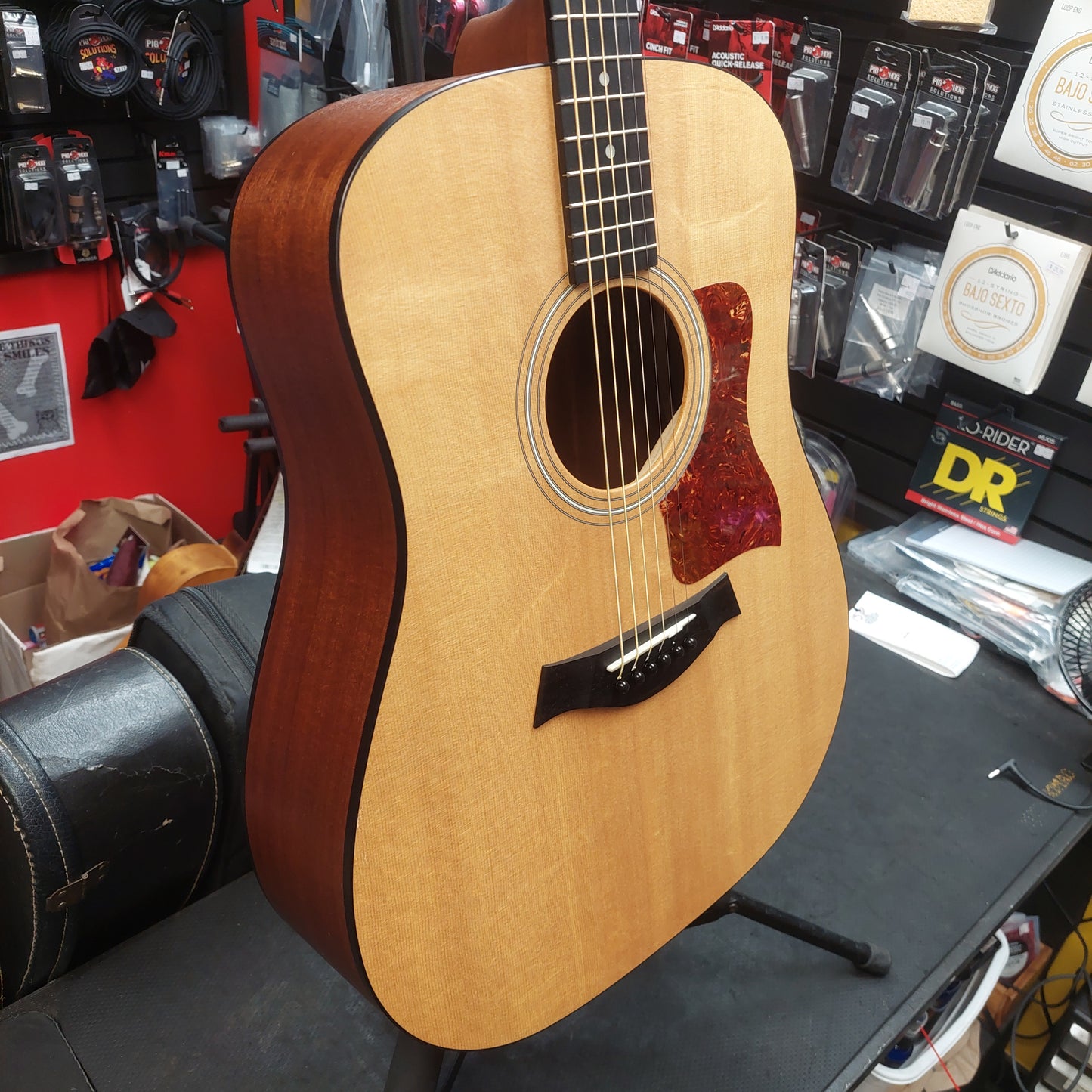 2006 Taylor 110-E Acoustic/Electric Guitar - Natural SN# 20061013836 "Made In USA"