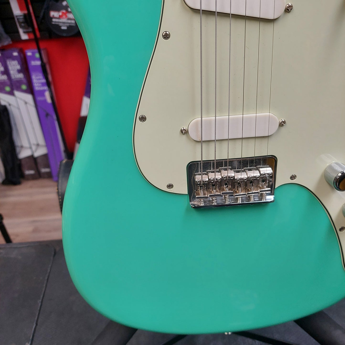 2021 Fender Player Duo Sonic, Pau Ferro Fingerboard, Sea Foam Green w/ Locking Tuners (USED) "Made In Mexico"
