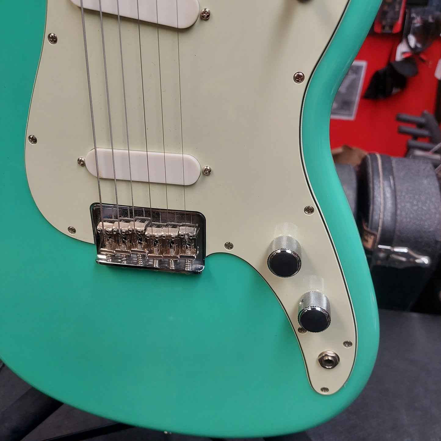 2021 Fender Player Duo Sonic, Pau Ferro Fingerboard, Sea Foam Green w/ Locking Tuners (USED) "Made In Mexico"