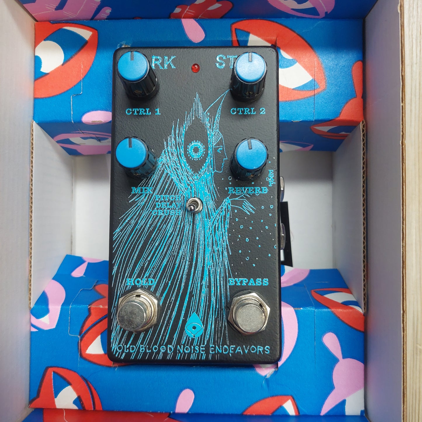 OLD BLOOD NOISE ENDEAVORS DARK STAR V2 EFFECTS PEDAL w/ ORIGINAL BOX (USED) SN# 8104 "Made In USA"