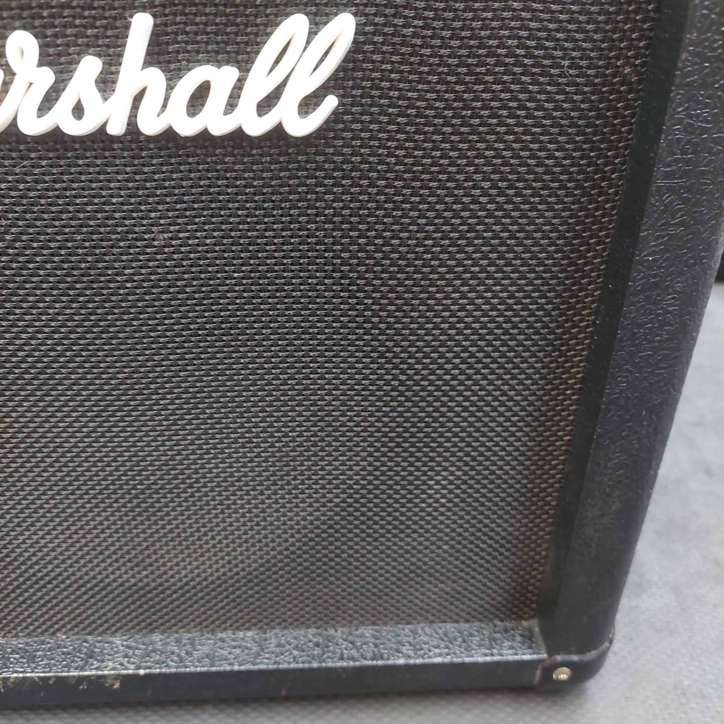 2004 MARSHALL MG15DFX ELECTRIC GUITAR AMPLIFIER, 8” Speaker, 15 Watt SN# KH493505U "Made In Korea"