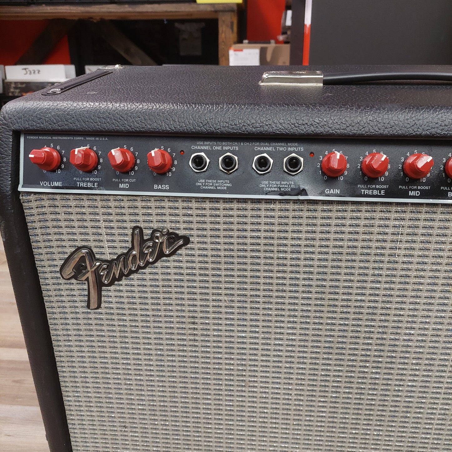 1990 Fender The Twin Red Knob LL66385 100-Watt, 2x12" Guitar Combo Amplifier SN# LO-289539 "Made In USA"