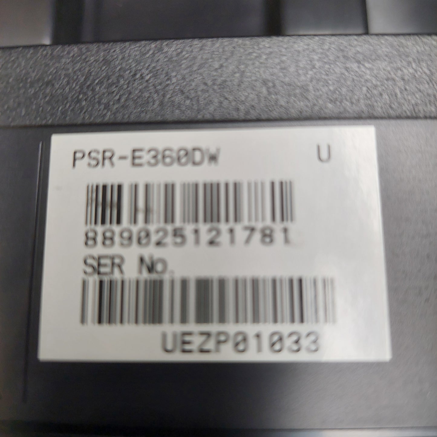 Yamaha PSR-E360W 61-Key Keyboard w/ Power Supply (USED) SN# 21UEZP01033