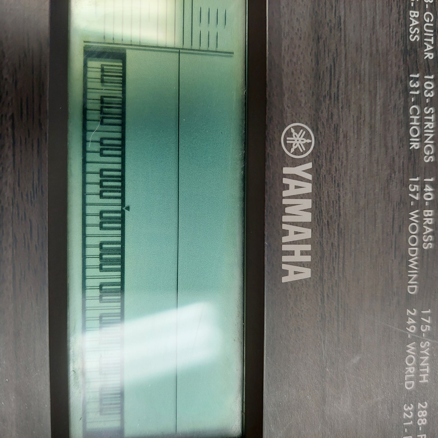 Yamaha PSR-E360W 61-Key Keyboard w/ Power Supply (USED) SN# 21UEZP01033