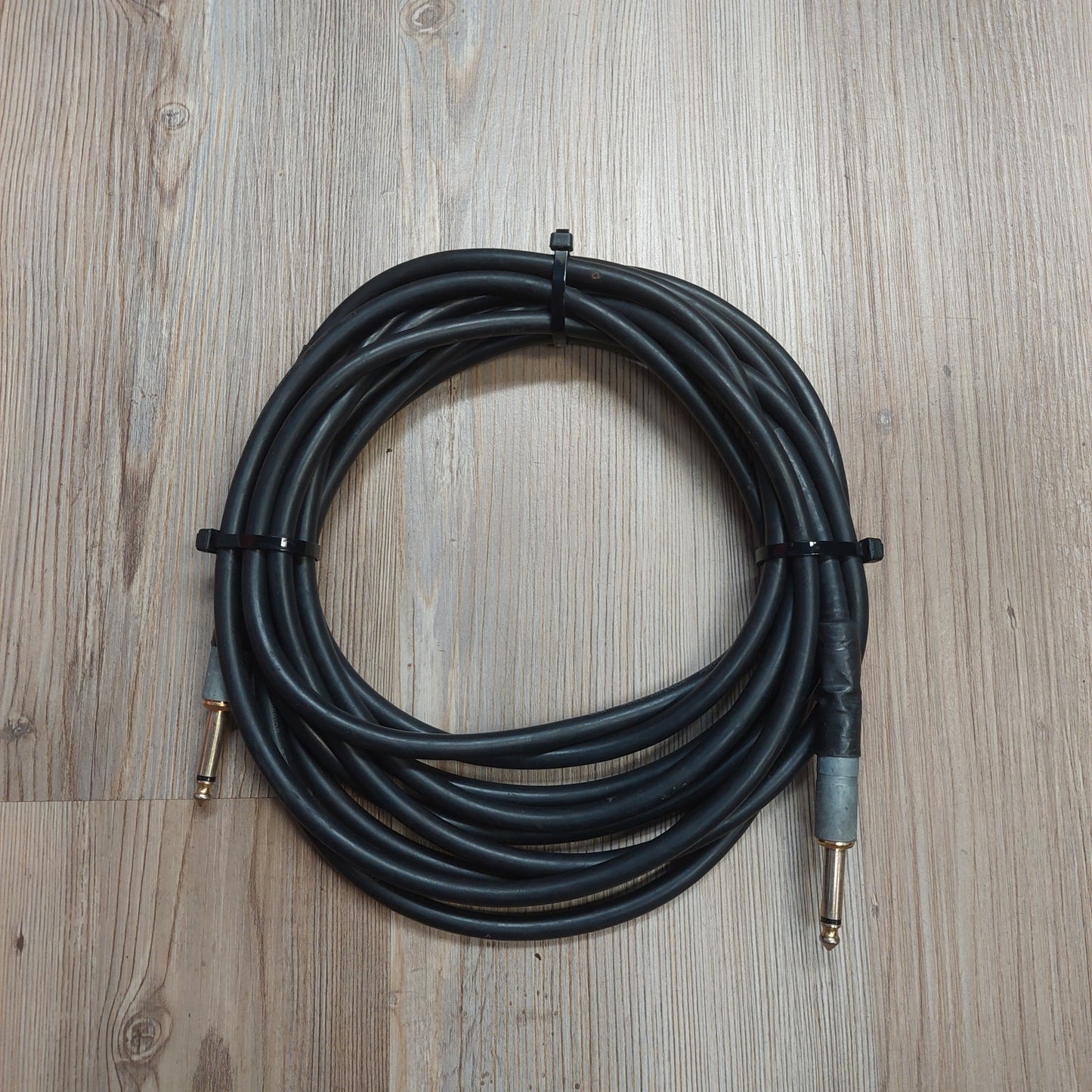 Instrument Cable Straight To Straight 18 Feet - Black (USED)