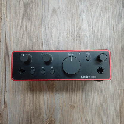 2023 Focusrite Scarlett Solo Audio Interface - Red "No USB Cable" (USED) SN# T1XHQ0P3580581
