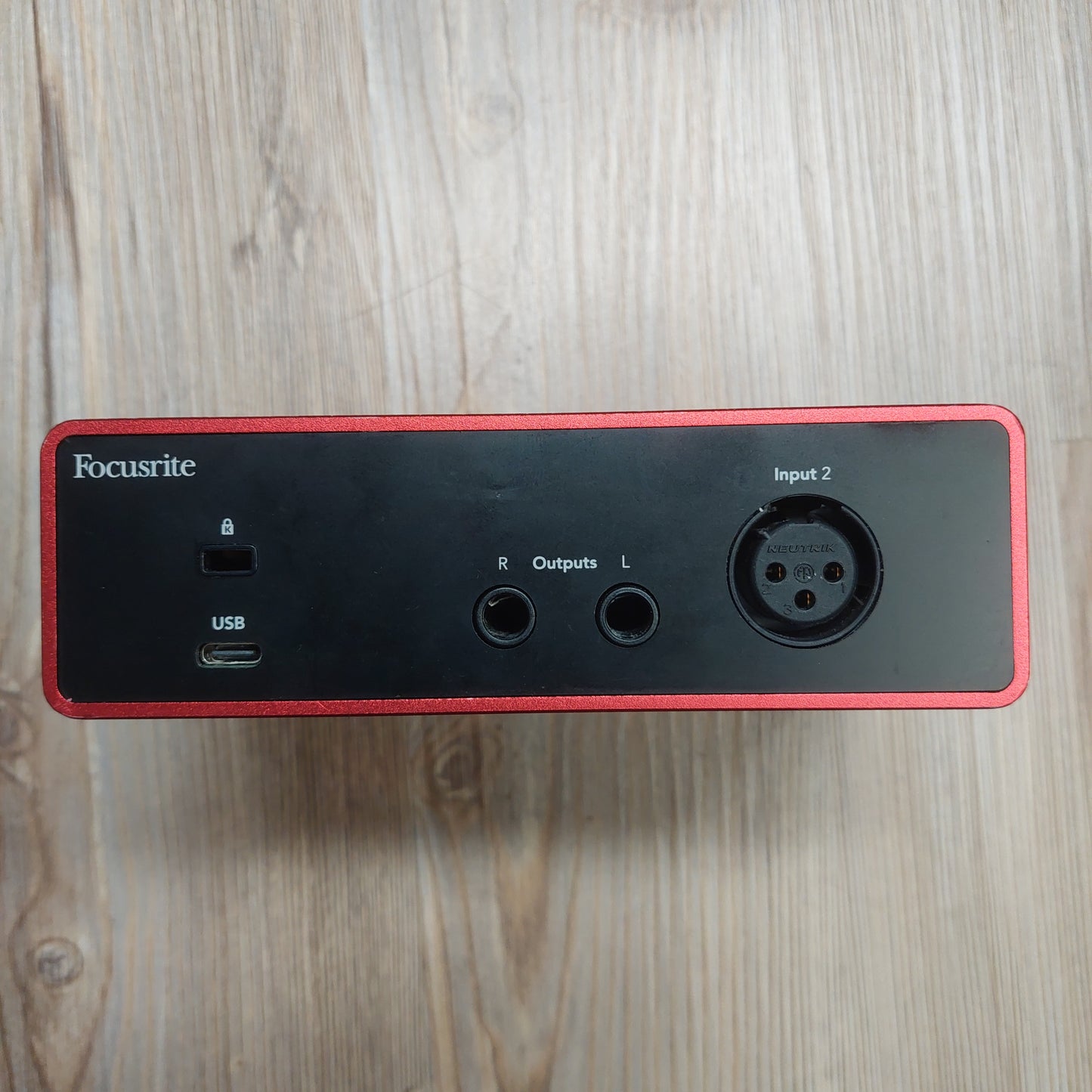 2023 Focusrite Scarlett Solo Audio Interface - Red "No USB Cable" (USED) SN# T1XHQ0P3580581