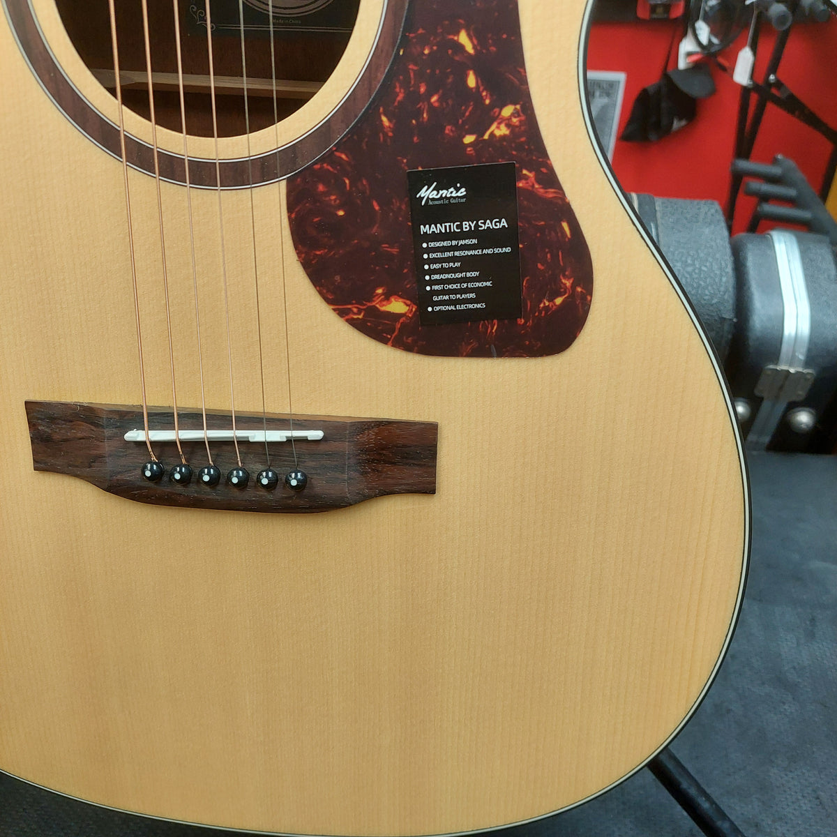 Mantic OM-1 Grand Auditorium Acoustic Guitar - Natural