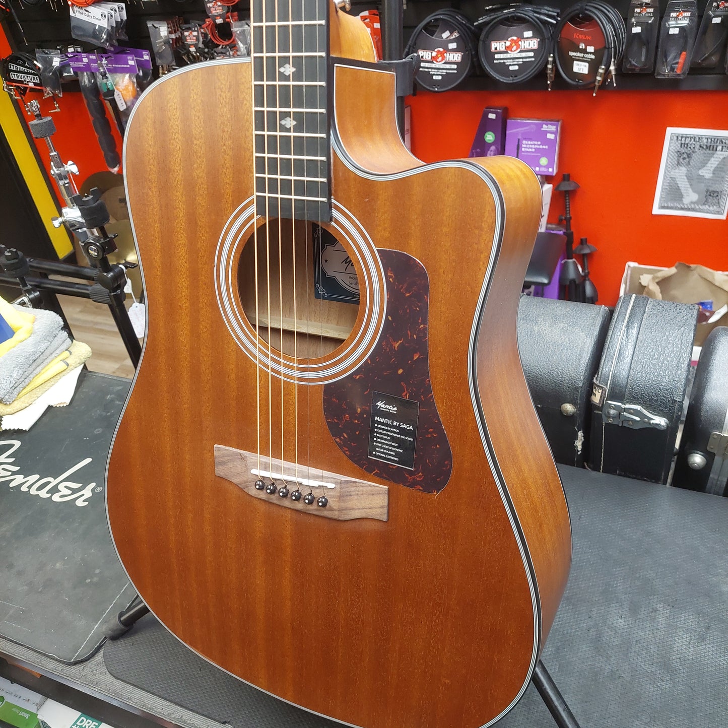 Mantic AG-380C Dreadnought Cutaway Acoustic Guitar - Satin Mahogany