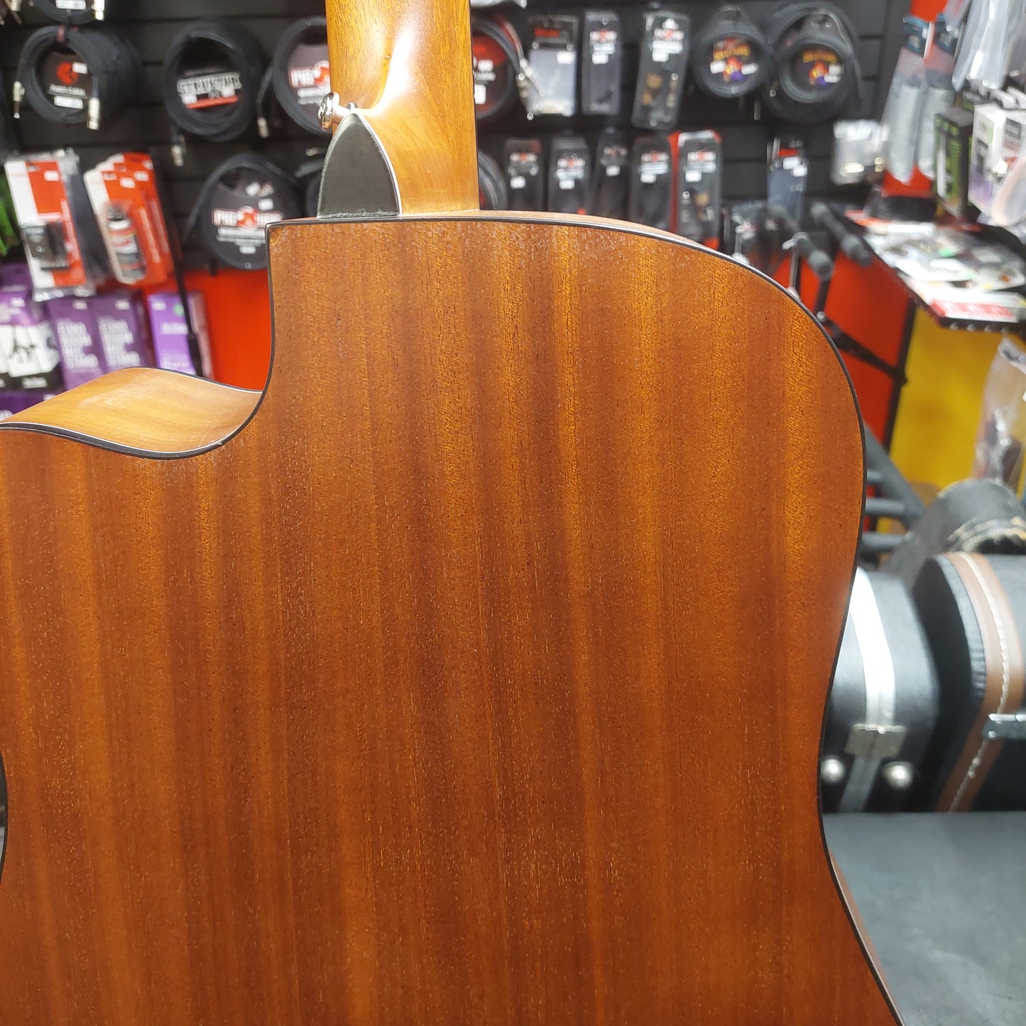 Mantic AG-380C Dreadnought Cutaway Acoustic Guitar - Satin Mahogany