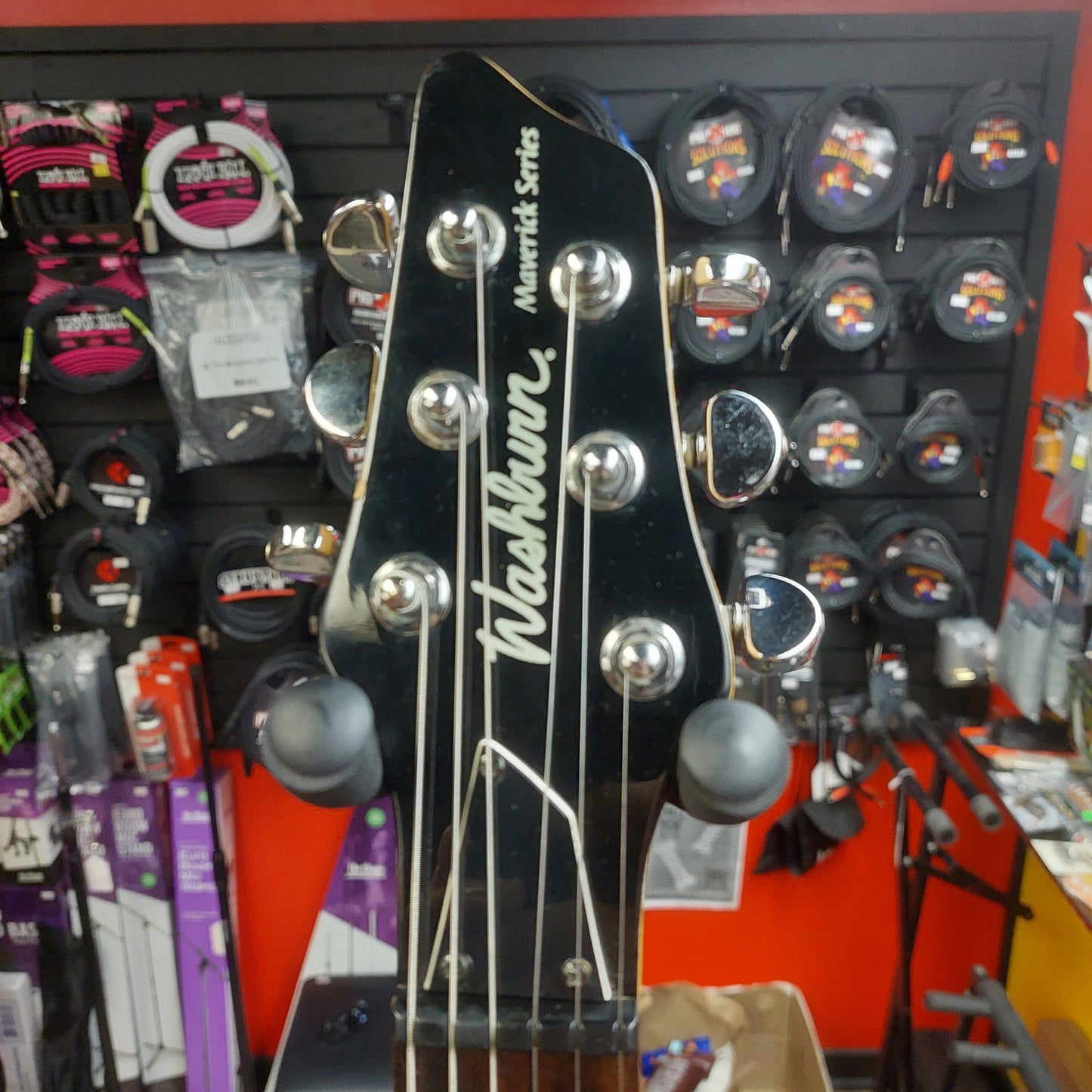 1998 Washburn Maverick Series BT-4/BK Electric Guitar w/ Grover Tuners - Black SN# I801120599