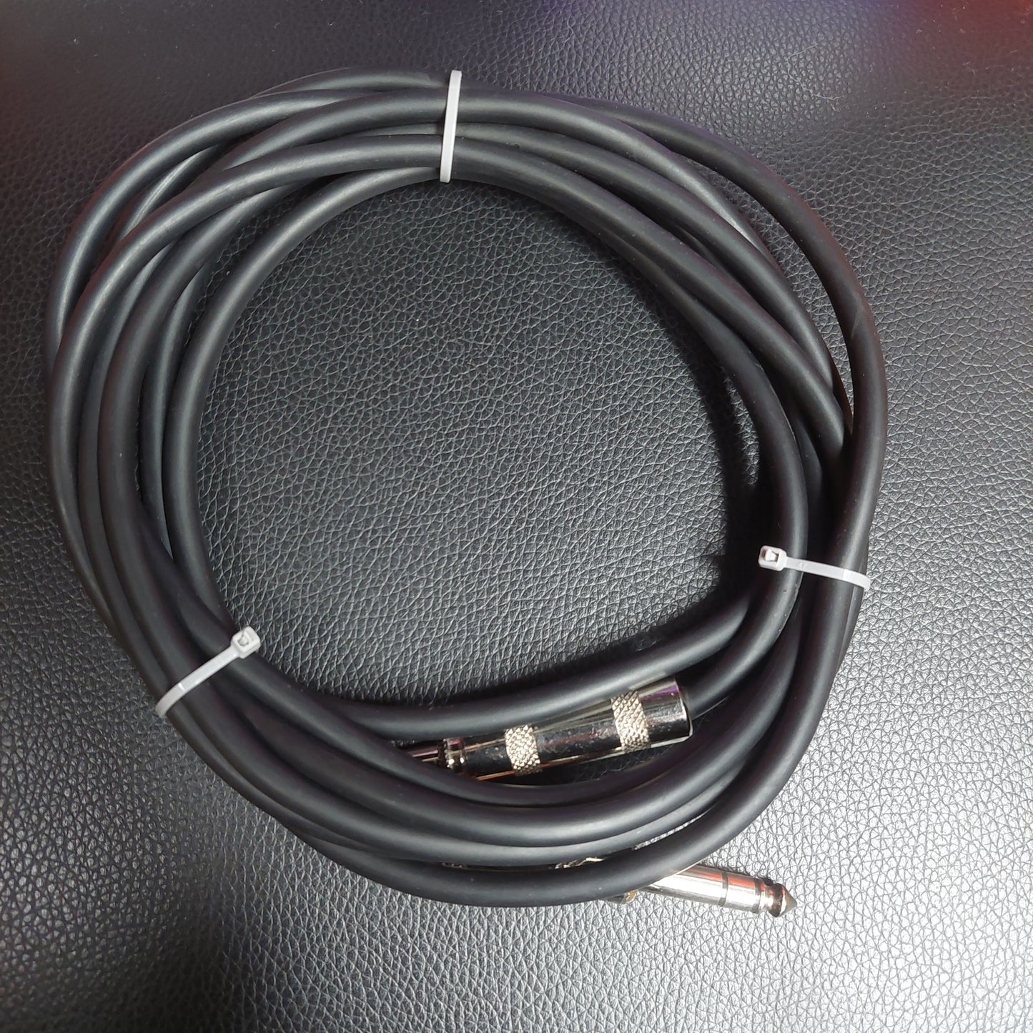 TRS Cable Straight To Straight 10 Feet - Black (USED)