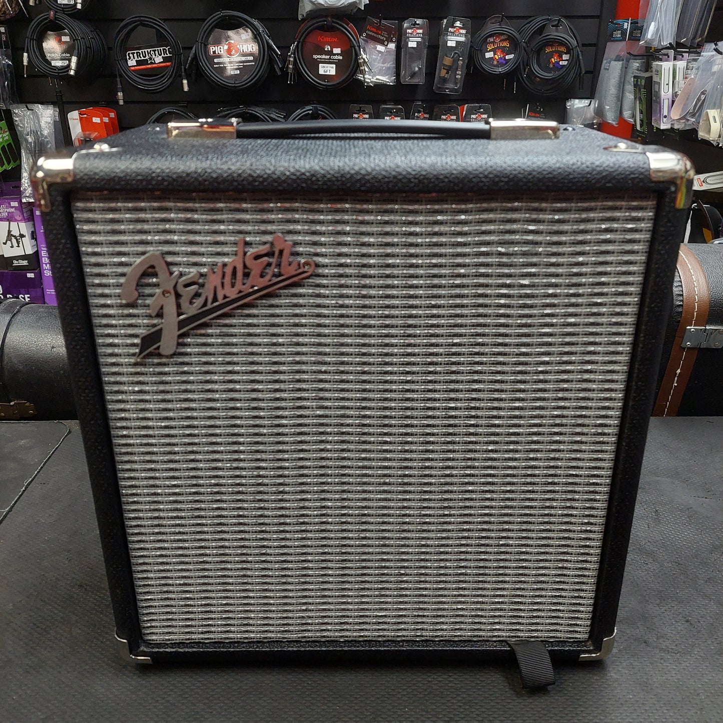 2021 Fender Rumble 15 Bass Amplifier 15 Watts, 1x8" Speaker SN# ICTL21183220