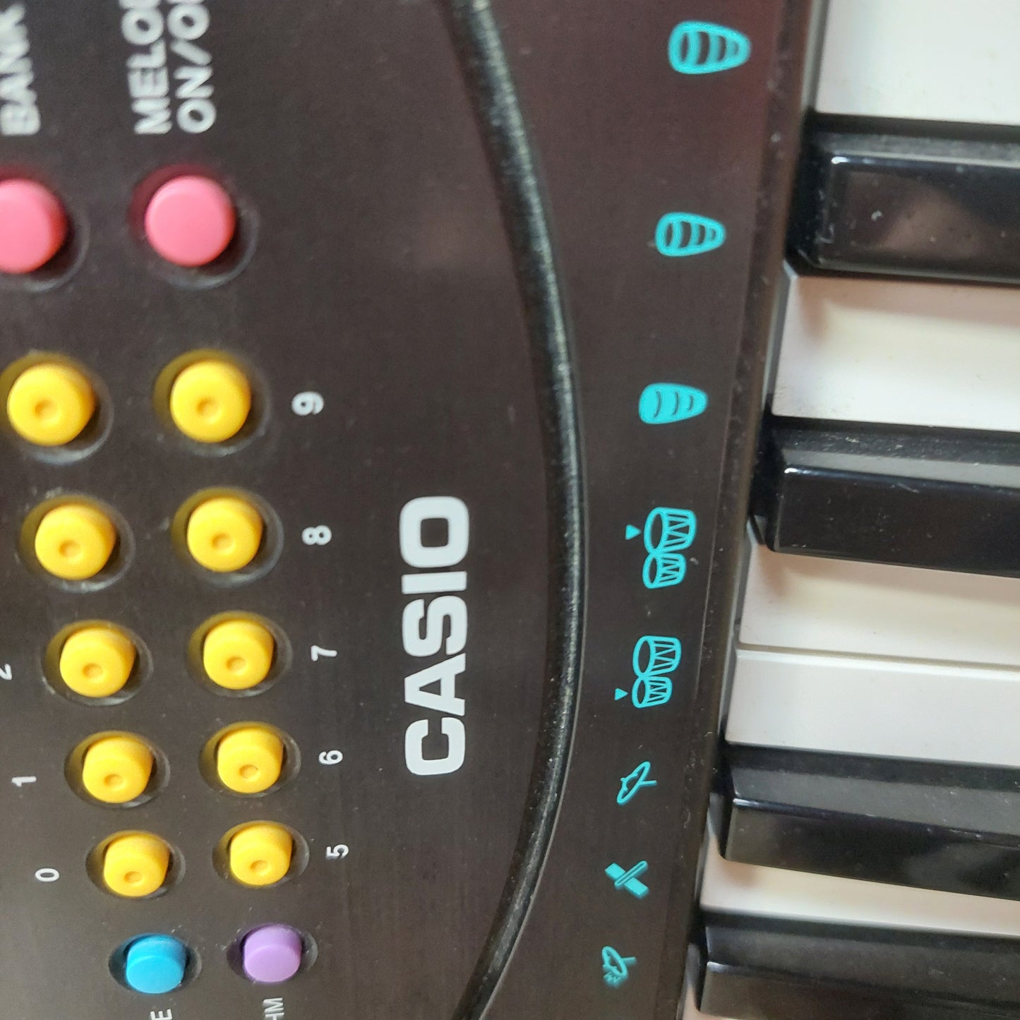 CASIO CTK-330 49-Key Electronic Keyboard (USED) w/ Power Supply (USED)